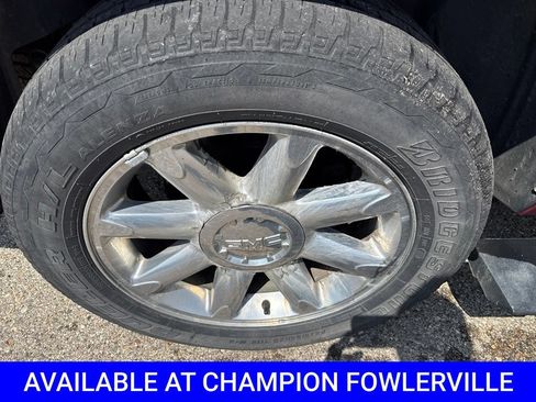 Used 2014 GMC Yukon XL Denali AWD/4WD image 10