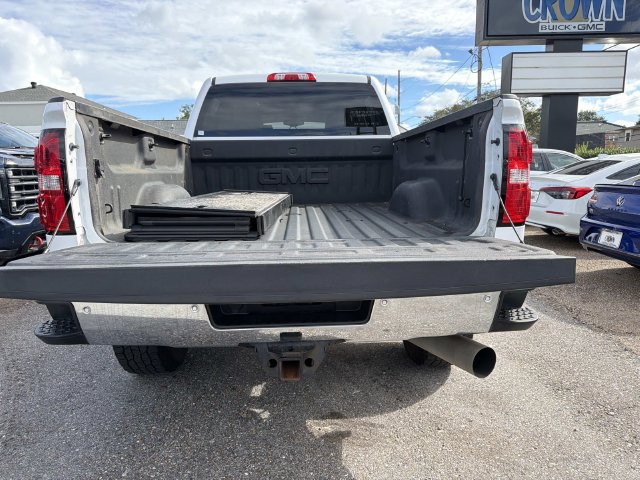 Used 2019 GMC Sierra 2500 SLT w/ Duramax Plus Package AWD/4WD image 10