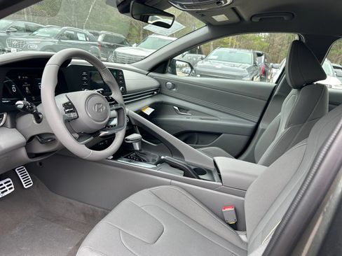 New 2026 Hyundai Elantra Sport FWD image 13