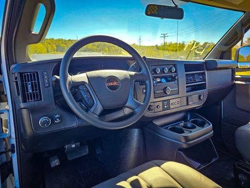 New 2025 GMC Savana 2500 Work Van 3D Cargo Van w/ Driver Convenience Package image 13