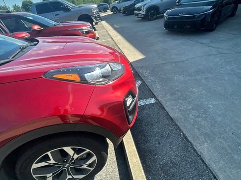Used 2020 Kia Sportage EX AWD/4WD image 14