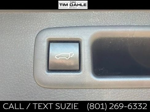Used 2023 Toyota Highlander XLE AWD/4WD image 19