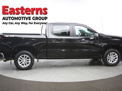 Used 2022 Chevrolet Silverado 1500 LT image 45