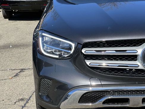 Used 2021 Mercedes-Benz GLC 300 4MATIC w/ Multimedia Package image 9