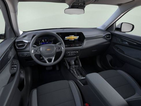 New 2026 Chevrolet TrailBlazer LT w/ Convenience Package FWD image 15