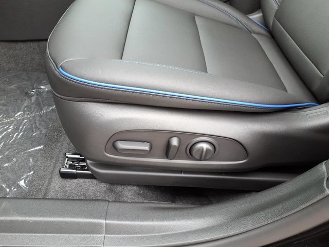 Used 2026 Buick Envista Sport Touring w/ Convenience I Package FWD image 14