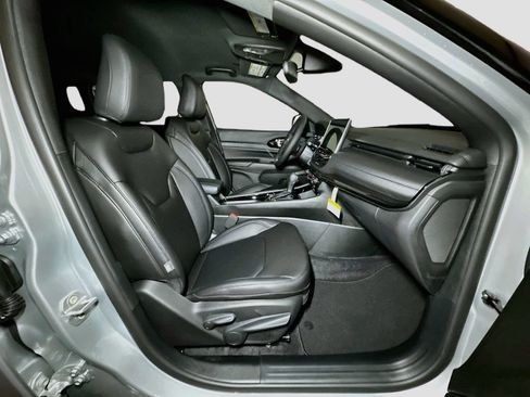 New 2026 Jeep Compass Limited AWD/4WD image 33