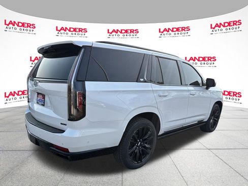 Used 2023 Cadillac Escalade Sport w/ Touring Package image 3