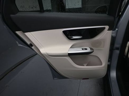 Used 2026 Mercedes-Benz GLC 300 image 22