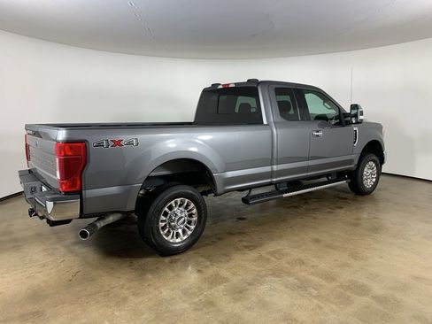 Used 2021 Ford F250 Lariat w/ Chrome Package image 8