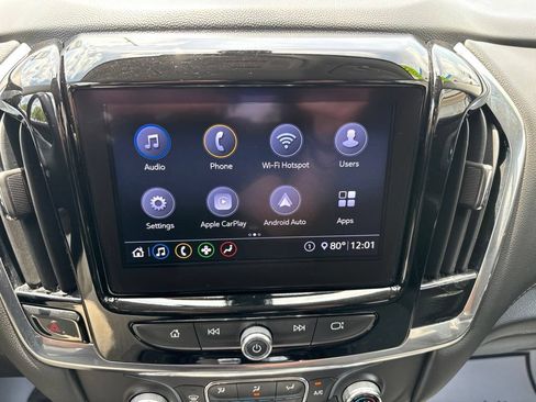Used 2021 Chevrolet Traverse LT AWD/4WD image 23