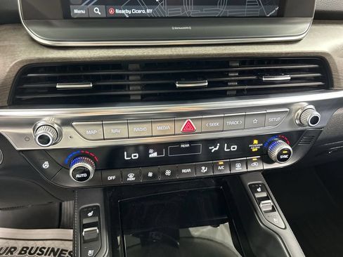Used 2022 Kia Telluride EX w/ EX Premium Package AWD/4WD image 17