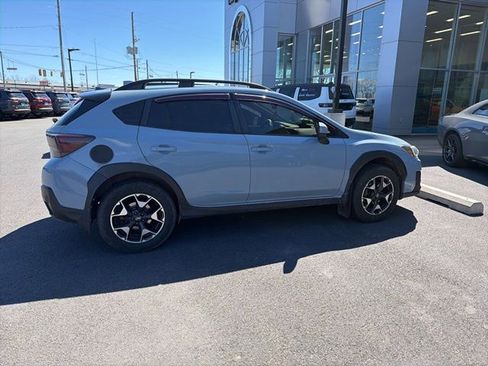 Used 2020 Subaru Crosstrek 2.0i Premium w/ Moonroof Package 2 AWD/4WD image 5