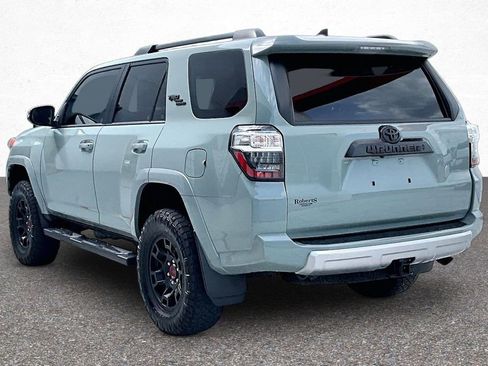 Used 2023 Toyota 4Runner TRD Off-Road Premium w/ Moonroof Package AWD/4WD image 5