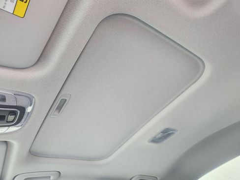 New 2026 Hyundai Elantra Limited FWD image 21
