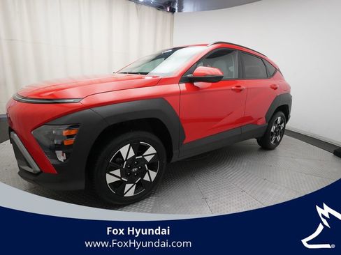 Used 2024 Hyundai Kona SEL AWD/4WD image 1