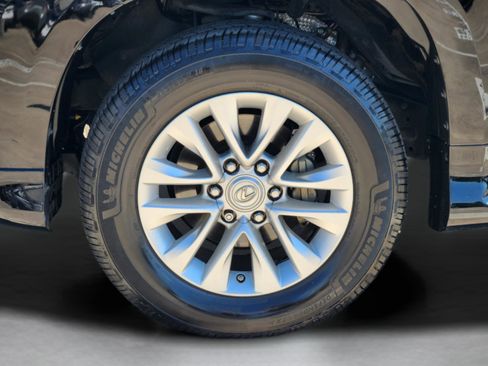 Used 2019 Lexus GX 460 Premium AWD/4WD image 42