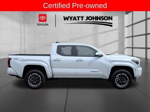 Certified 2026 Toyota Tacoma TRD Sport AWD/4WD image 7