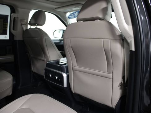 Used 2024 Ford Expedition Limited RWD image 34