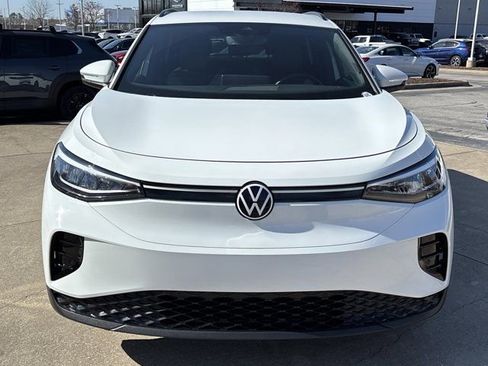 Used 2023 Volkswagen ID.4 Pro image 11