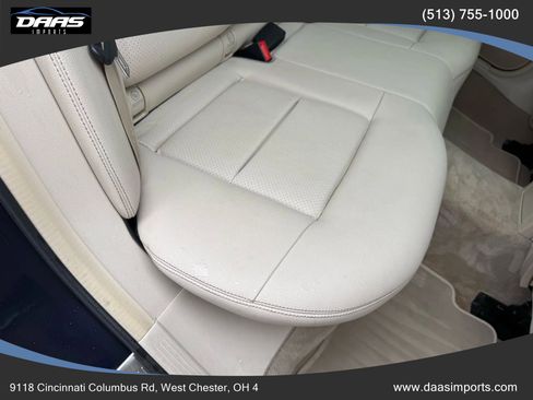 Used 2016 Mercedes-Benz E 350 4MATIC Sedan image 20