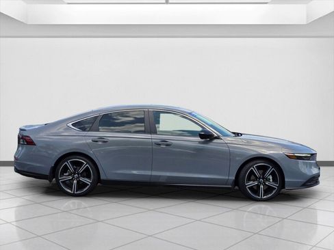 Certified 2025 Honda Accord Sport image 4