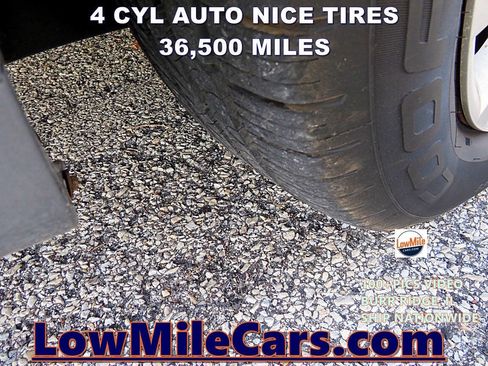 Used 2008 Chrysler Sebring LX FWD image 57
