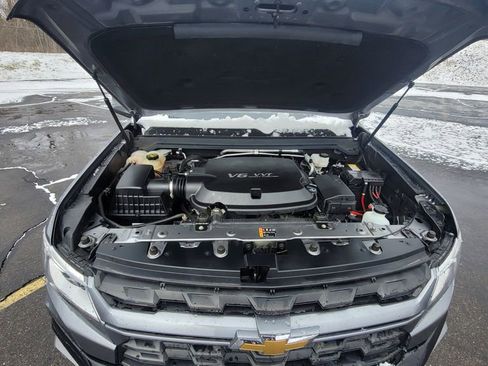 Used 2021 Chevrolet Colorado LT w/ LT Convenience Package image 17