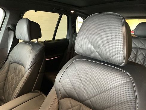 Used 2023 BMW X5 M50i w/ Executive Package image 12