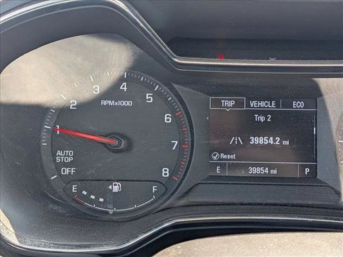Used 2022 Chevrolet TrailBlazer LT w/ Convenience Package FWD image 10