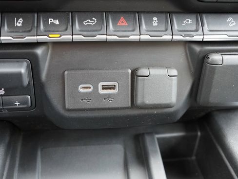 Certified 2022 Chevrolet Silverado 3500 LTZ w/ Z71 Chrome Sport Edition image 29