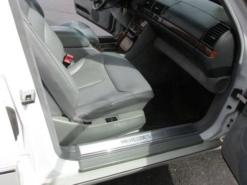 Used 1992 Mercedes-Benz 400 E image 42