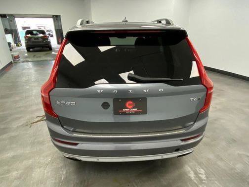 Used 2017 Volvo XC90 T6 Momentum w/ Vision Package AWD/4WD image 6