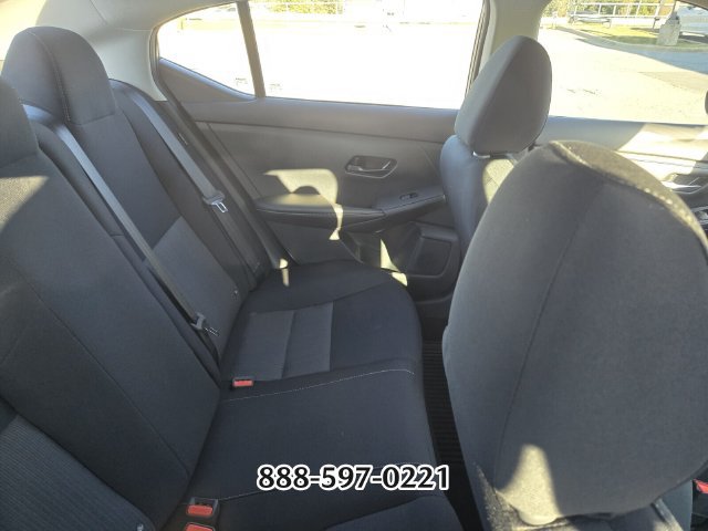 Used 2025 Nissan Sentra SV FWD image 10