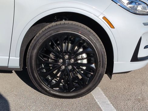 New 2026 Lincoln Corsair Grand Touring AWD/4WD image 11