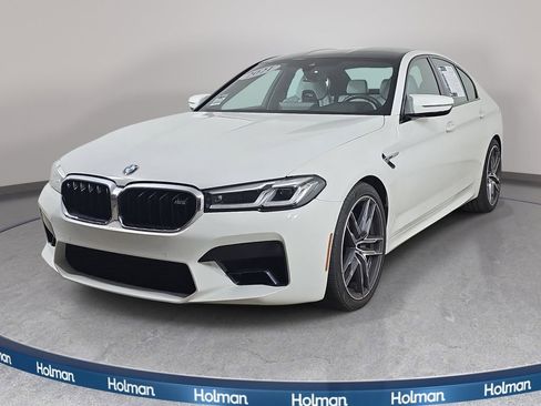 Used 2021 BMW M5 image 1