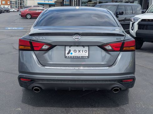 Used 2020 Nissan Altima 2.5 SR w/ Premium Package FWD image 6