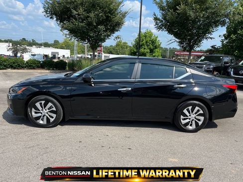 Certified 2025 Nissan Altima 2.5 S FWD image 5