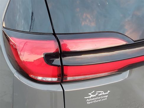 Used 2022 Chrysler Pacifica Touring-L image 30