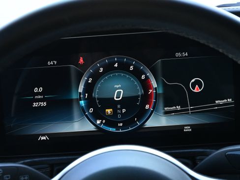 Used 2024 Mercedes-Benz G 550 image 16