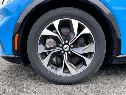 Used 2022 Ford Mustang Mach-E Premium image 8