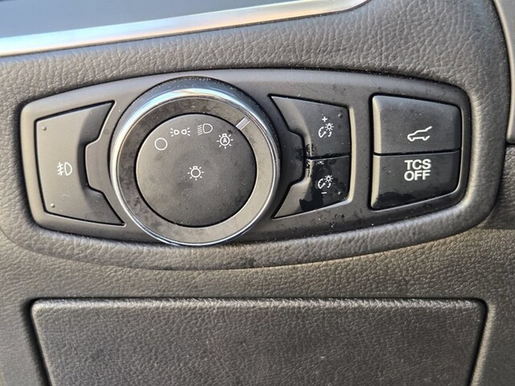 Used 2024 Ford Edge Titanium AWD/4WD image 24