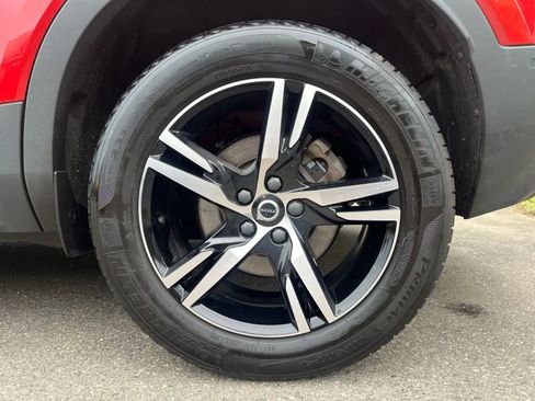 Used 2023 Volvo XC40 B5 Plus w/ Driver Assist Package image 30