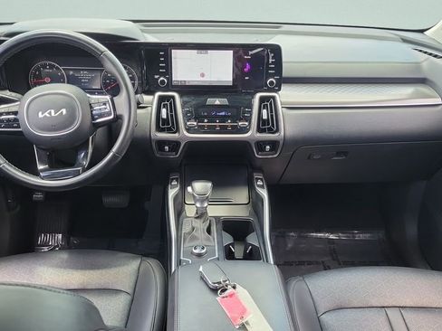Used 2023 Kia Sorento S w/ Panoramic Sunroof Package FWD image 11