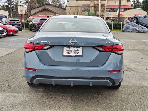Used 2024 Nissan Sentra SV image 7
