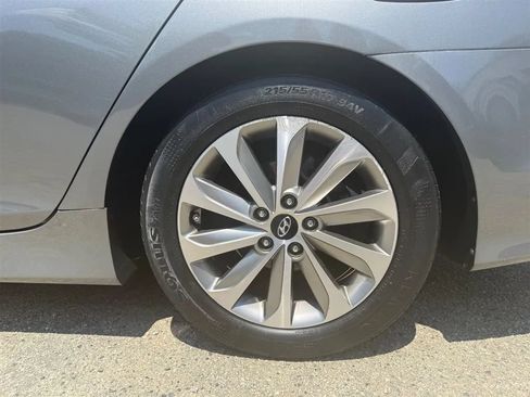 Used 2014 Hyundai Sonata Limited w/ Technology Package 05 FWD image 40