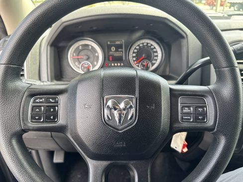 Used 2016 RAM 3500 Tradesman w/ Chrome Appearance Group AWD/4WD image 31