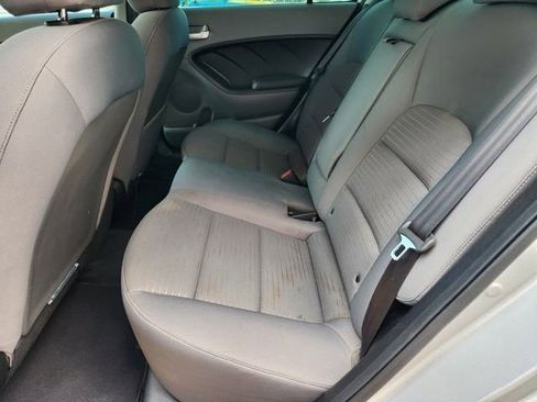 Used 2017 Kia Forte LX w/ LX Popular Package image 29