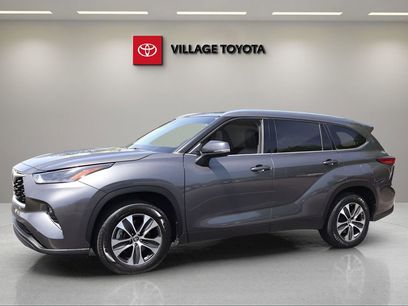 Used 2021 Toyota Highlander XLE