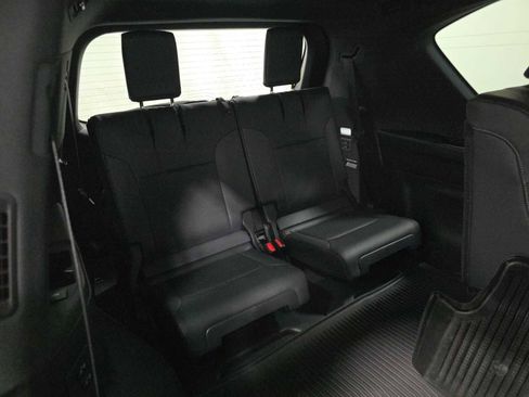 Used 2024 Lexus LX 600 F Sport image 10